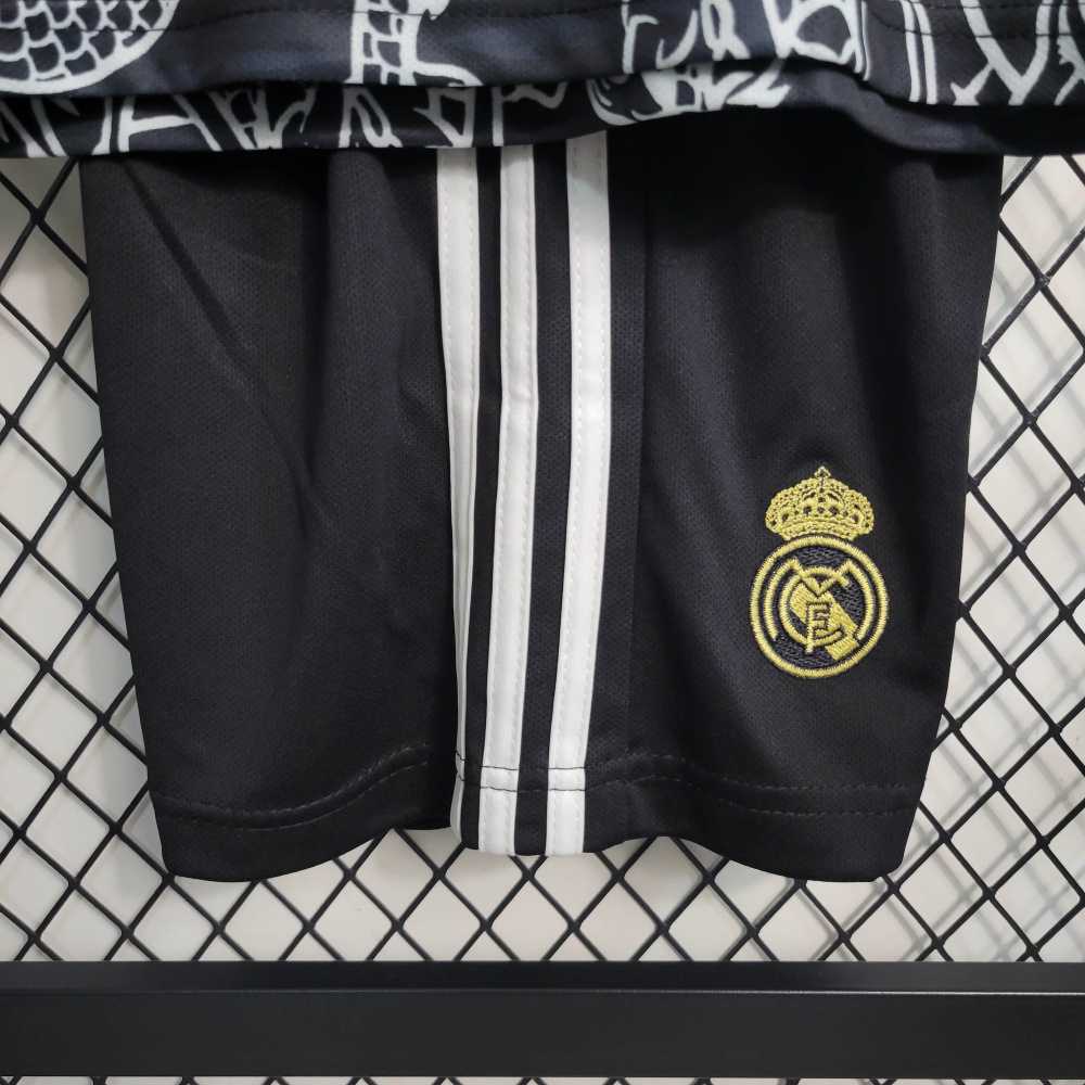 23/24 Kids Real Madrid Special Edition Black Size 16-28