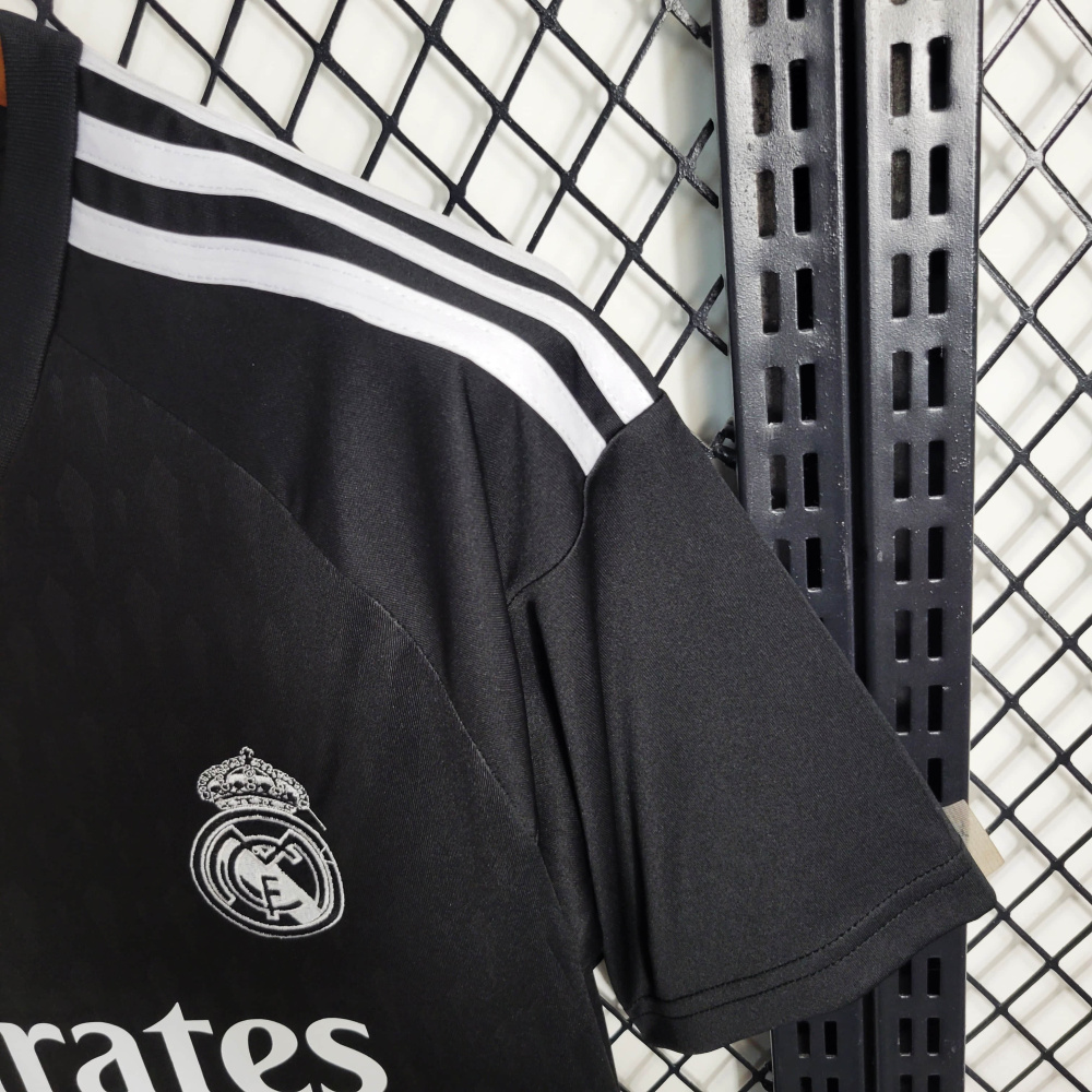 23/24 Real Madrid Black Goalkeeper Size S-XXL