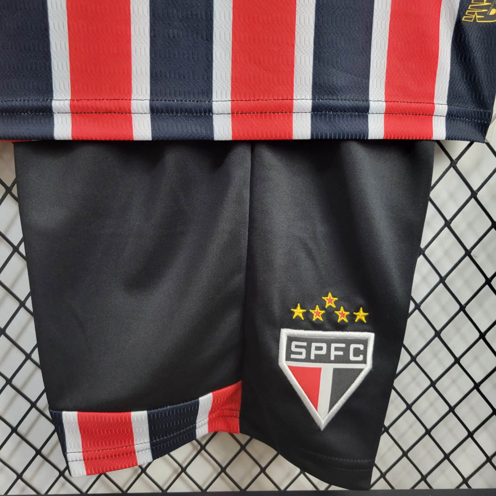 24/25 Kids Sao Paulo away
