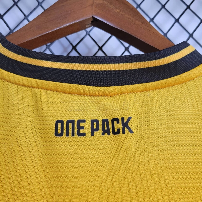 Wolves home 24/25 Football team shirt jersey