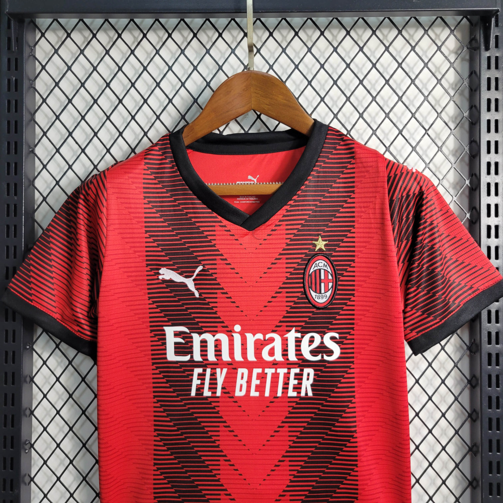 23/24 kids AC Milan home size 16-28