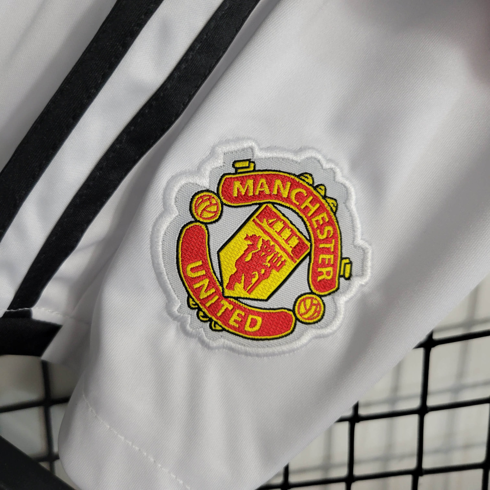23/24 Kids Manchester United home size 16-28