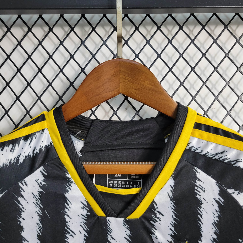 23/24 kids Juventus home size 16-28