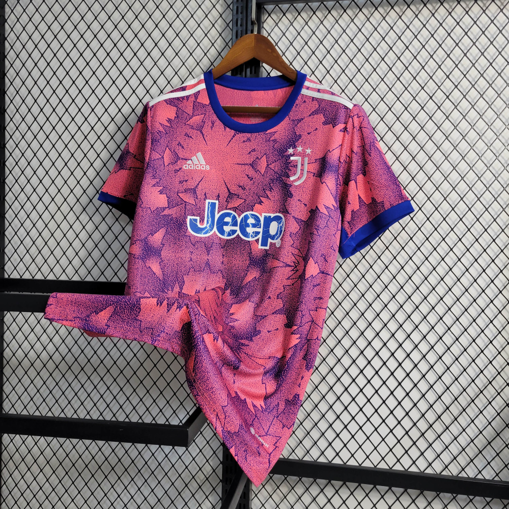 22/23 Juventus 2 away