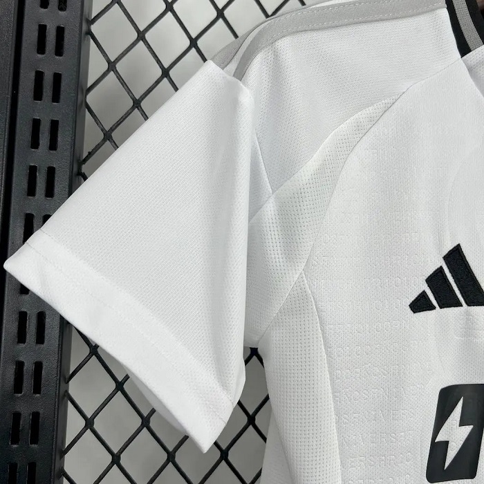 Colo Colo 2025 Home Kids Kit