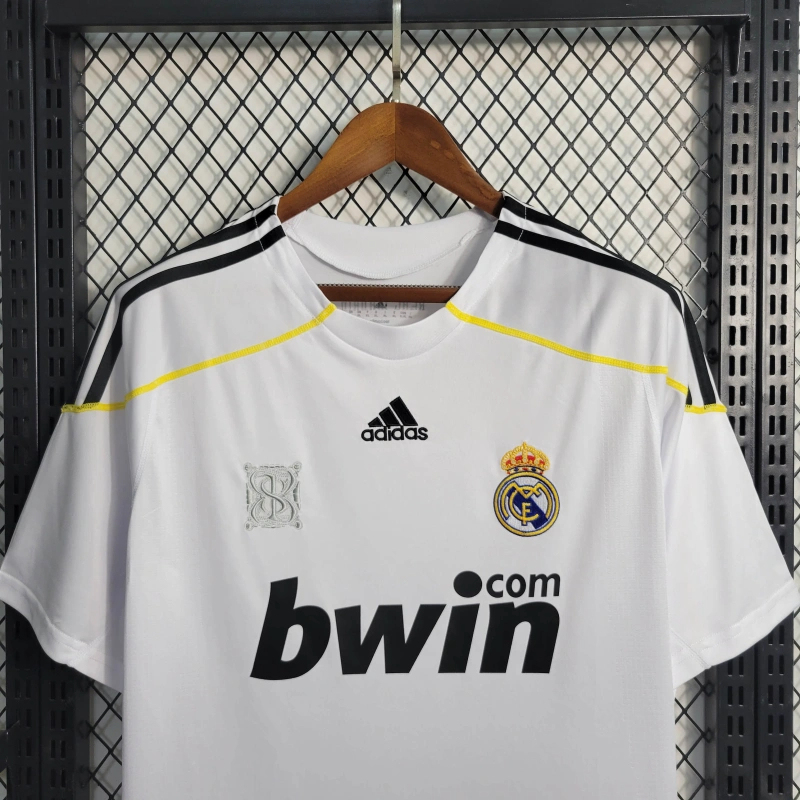 Retro 09/10 Real Madrid Home Size S-XXL