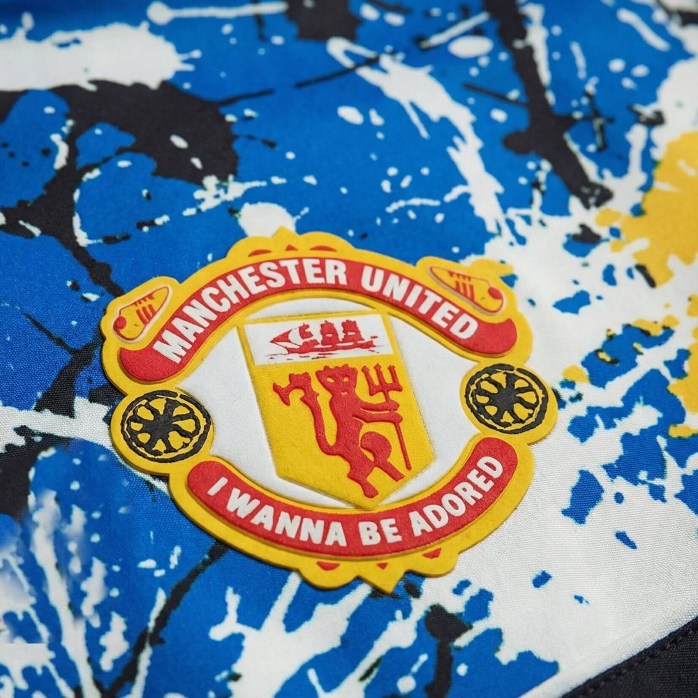 Manchester United co-branded Windbreaker Jacket 2026 New Season Jersey