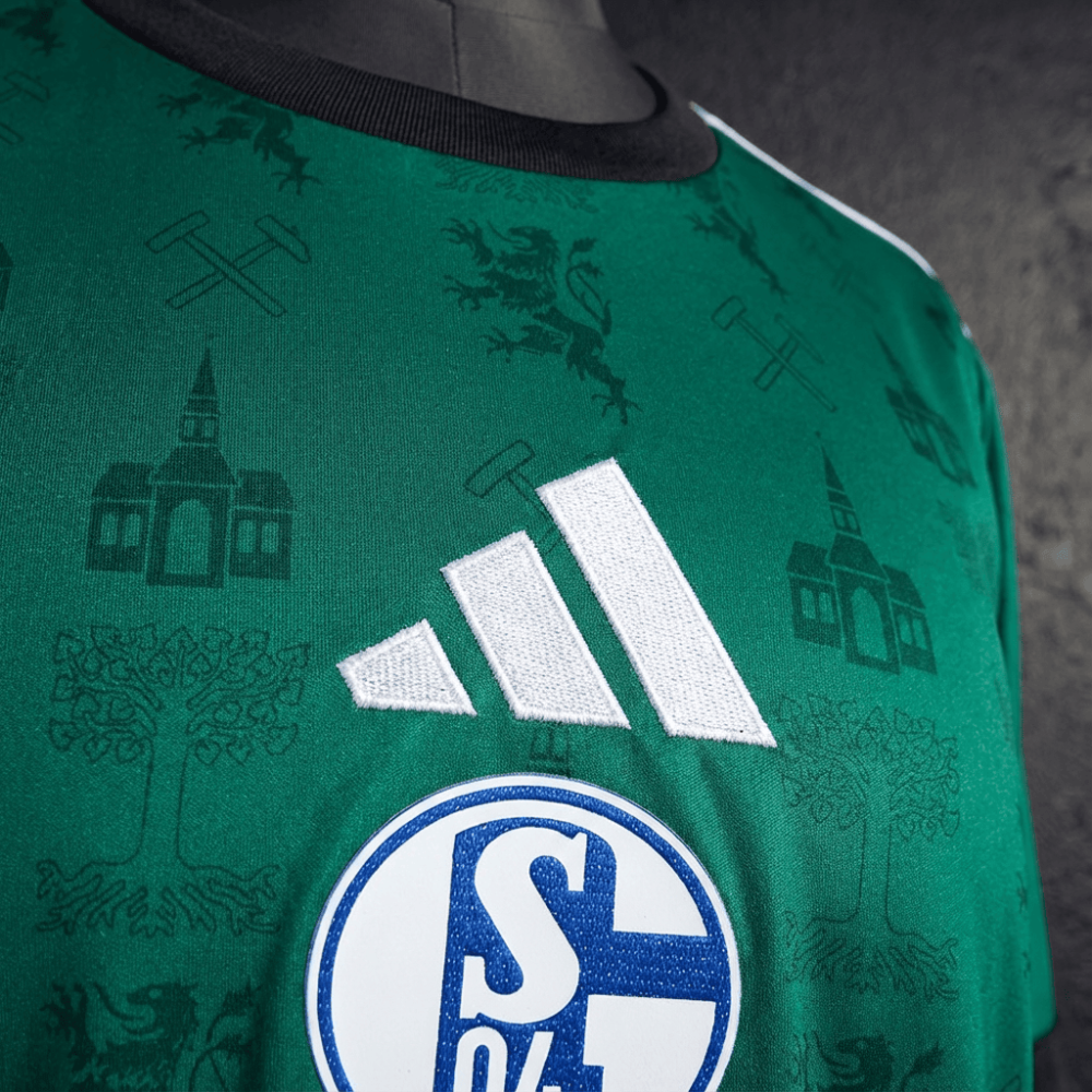 Schalke 04 Commemorative Edition - Green Long-Sleeve 2025/2026 New Season Jersey