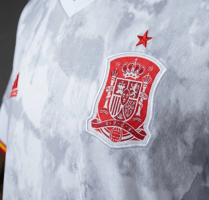 Retro Spain Away 2020/21 Season Football Jersey Sports Shirt