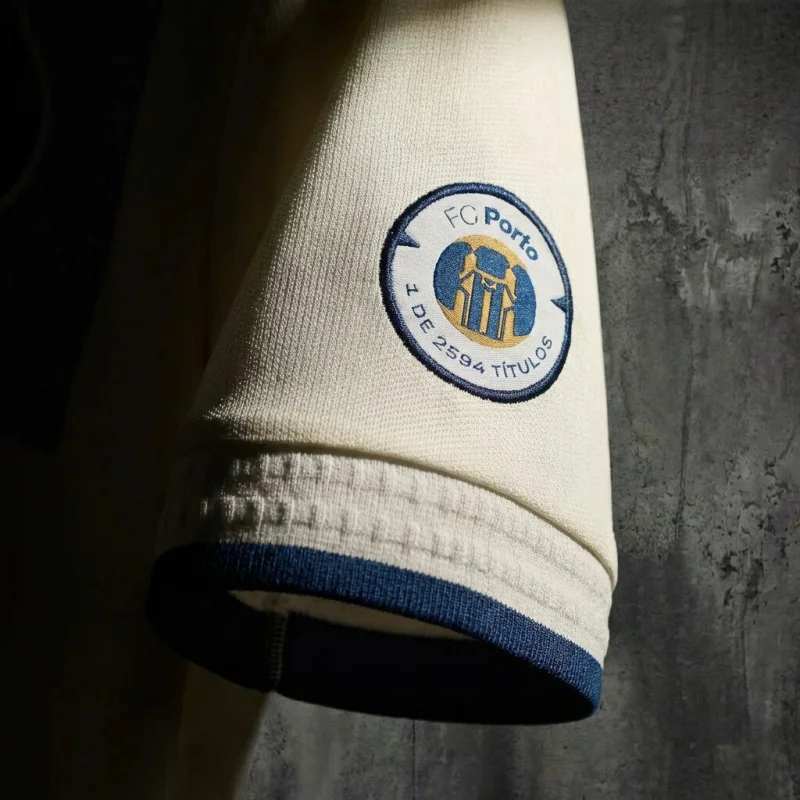 To Jorge Nuno Pinto da Costa, who won 2,594 titles during his tenure as president of FC Porto. Sizes S-4XL