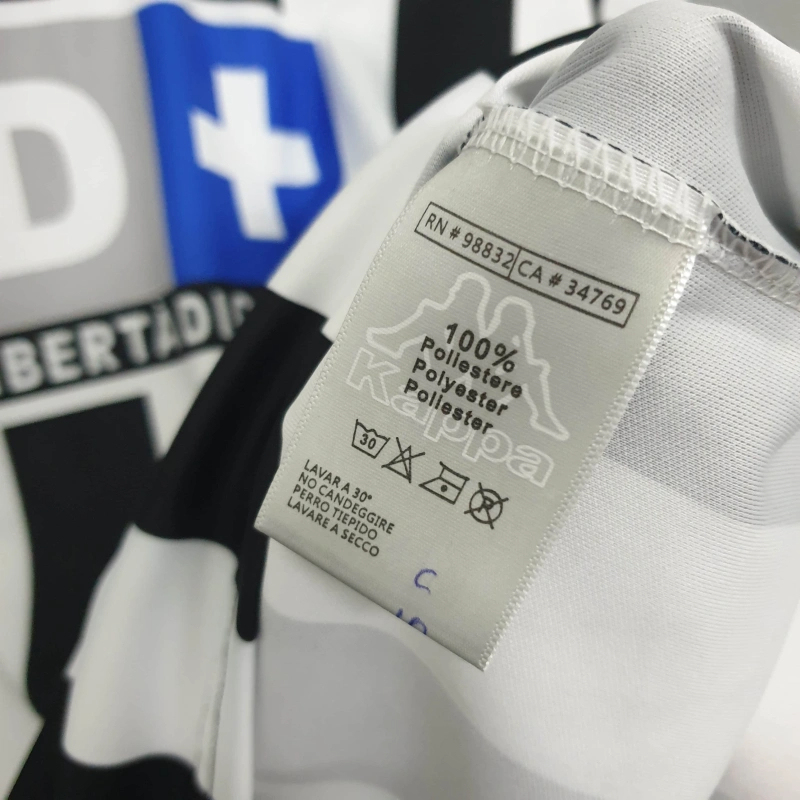 Retro  1999/2000  Juventus home