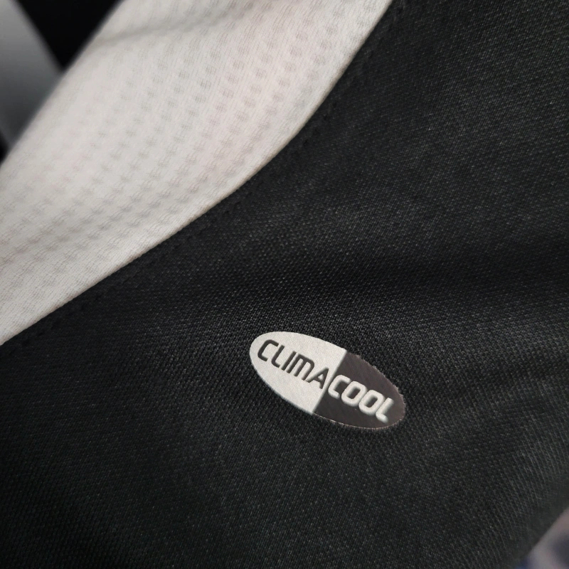 Retro 06/07 Real Madrid Two Guest Size S-XXL