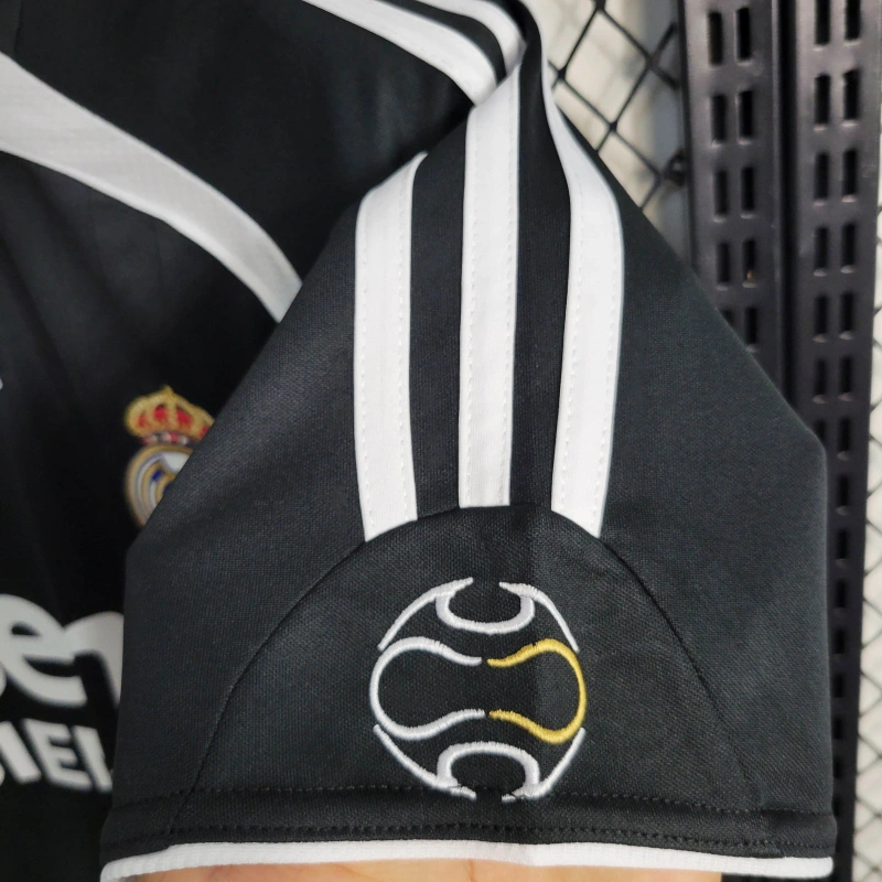 Retro 06/07 Real Madrid Two Guest Size S-XXL