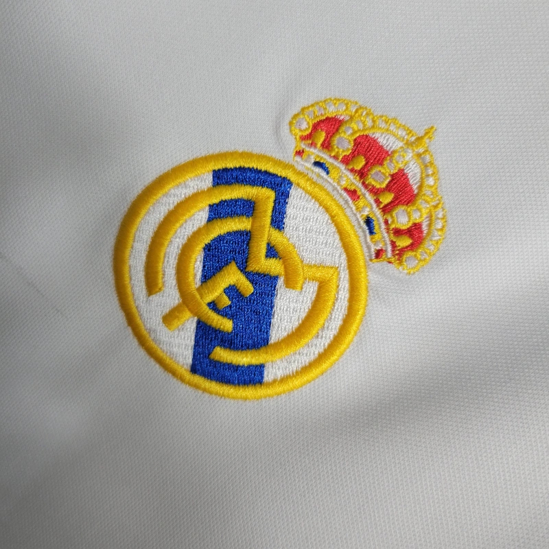 Retro 00/01 Real Madrid Home Size S-XXL