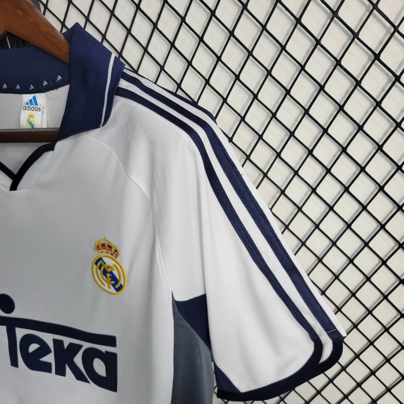 Retro 00/01 Real Madrid Home Size S-XXL