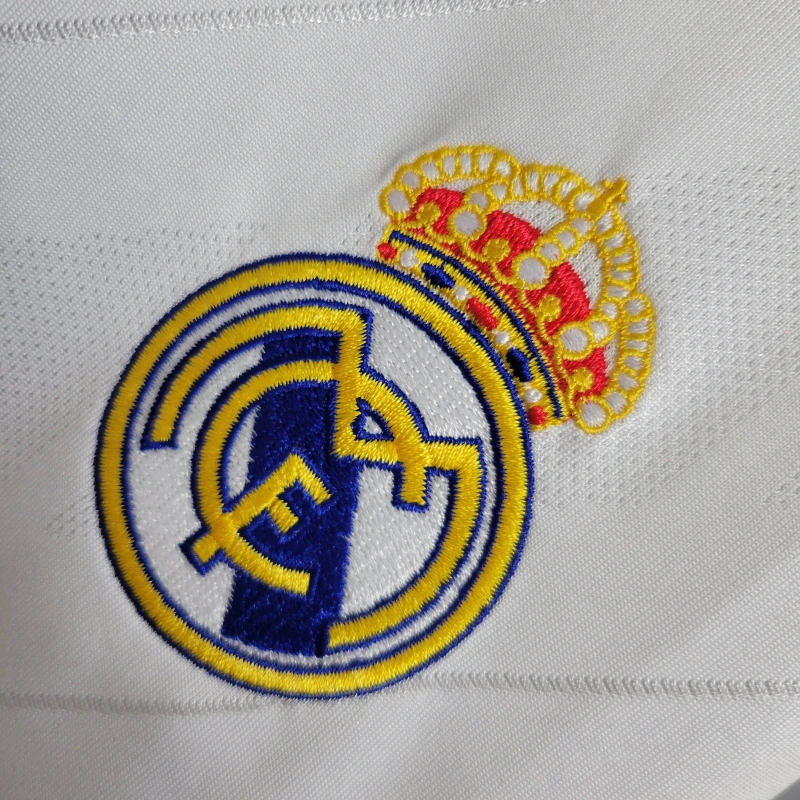 Retro 17/18 Real Madrid home S-XXL