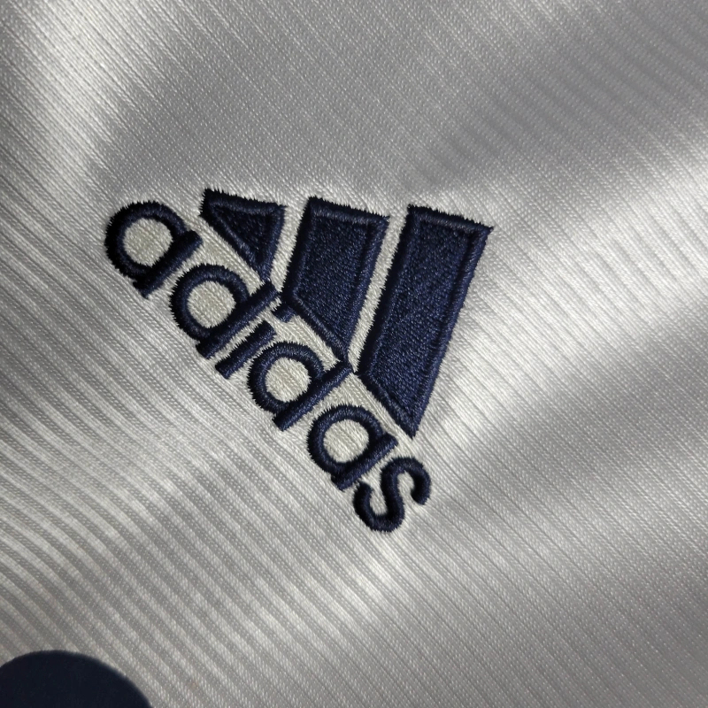 Retro 1998/00 Real Madrid home S-XXL