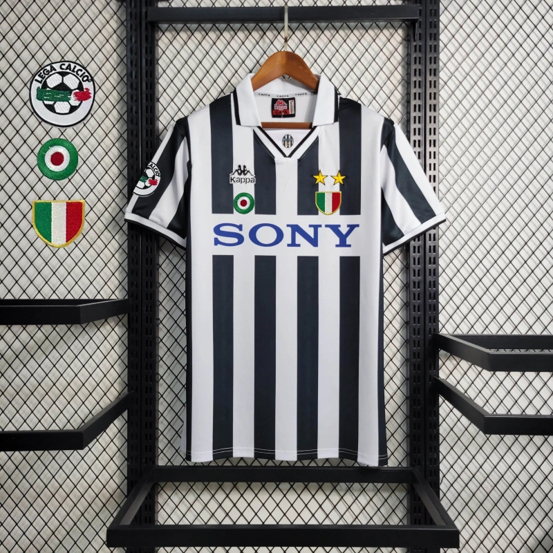 Retro 95/97 Juventus Home
