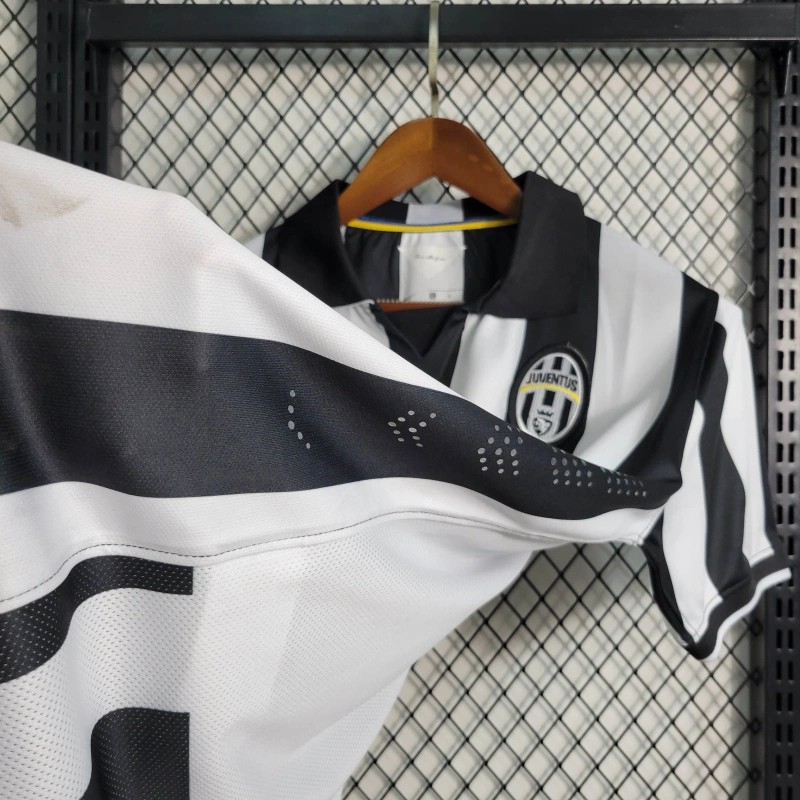 Retro version 2014/2015 Juventus home size S-XXL