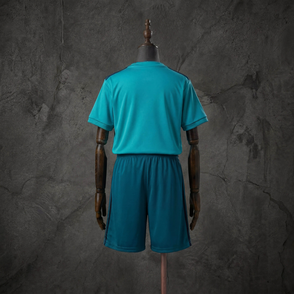 Retro Kids Kit Real Madrid 17-18 Away Jersey Size 16-28