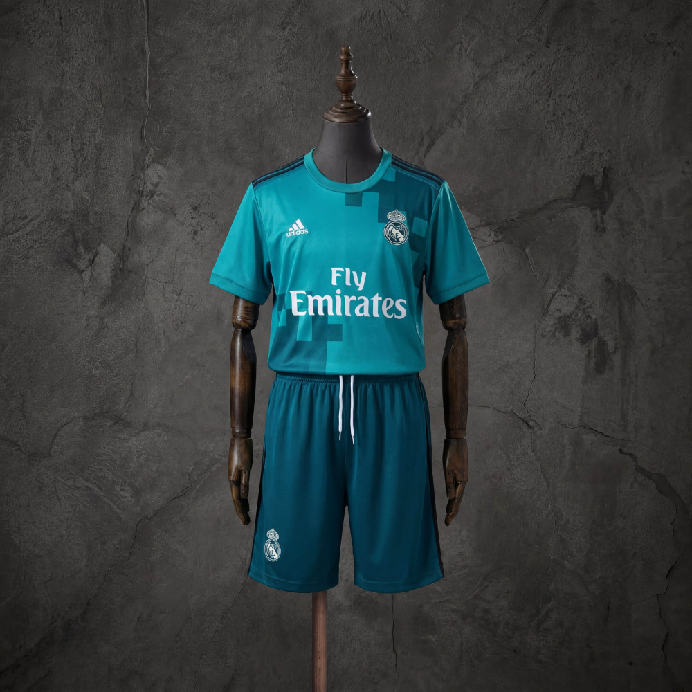 Retro Kids Kit Real Madrid 17-18 Away Jersey Size 16-28