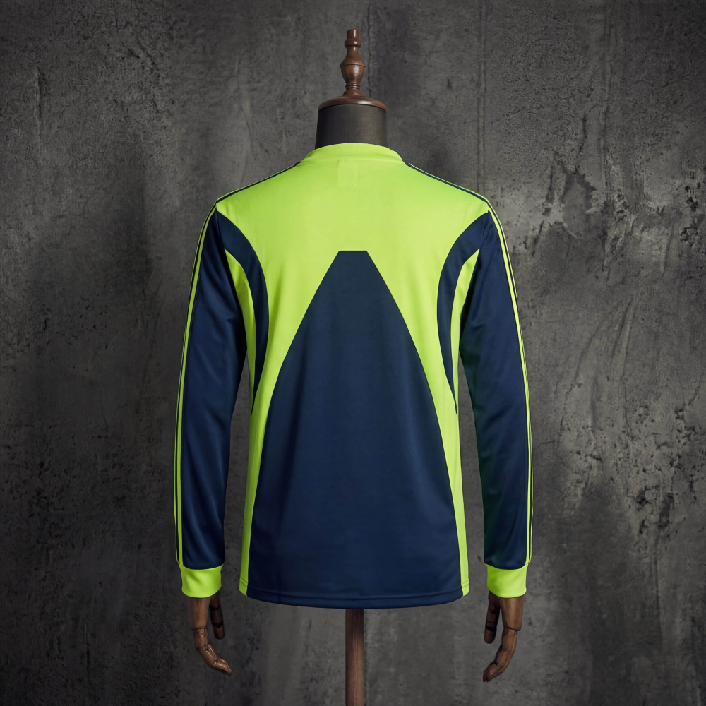 Retro Real Madrid GK 99/00 Long Sleeve Jersey