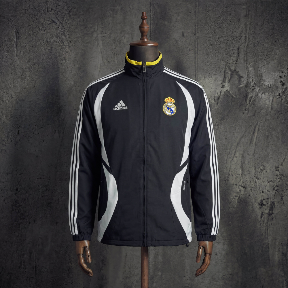 Retro Windbreaker – Real Madrid 200607 Jersey Style (Sizes S–XXL)