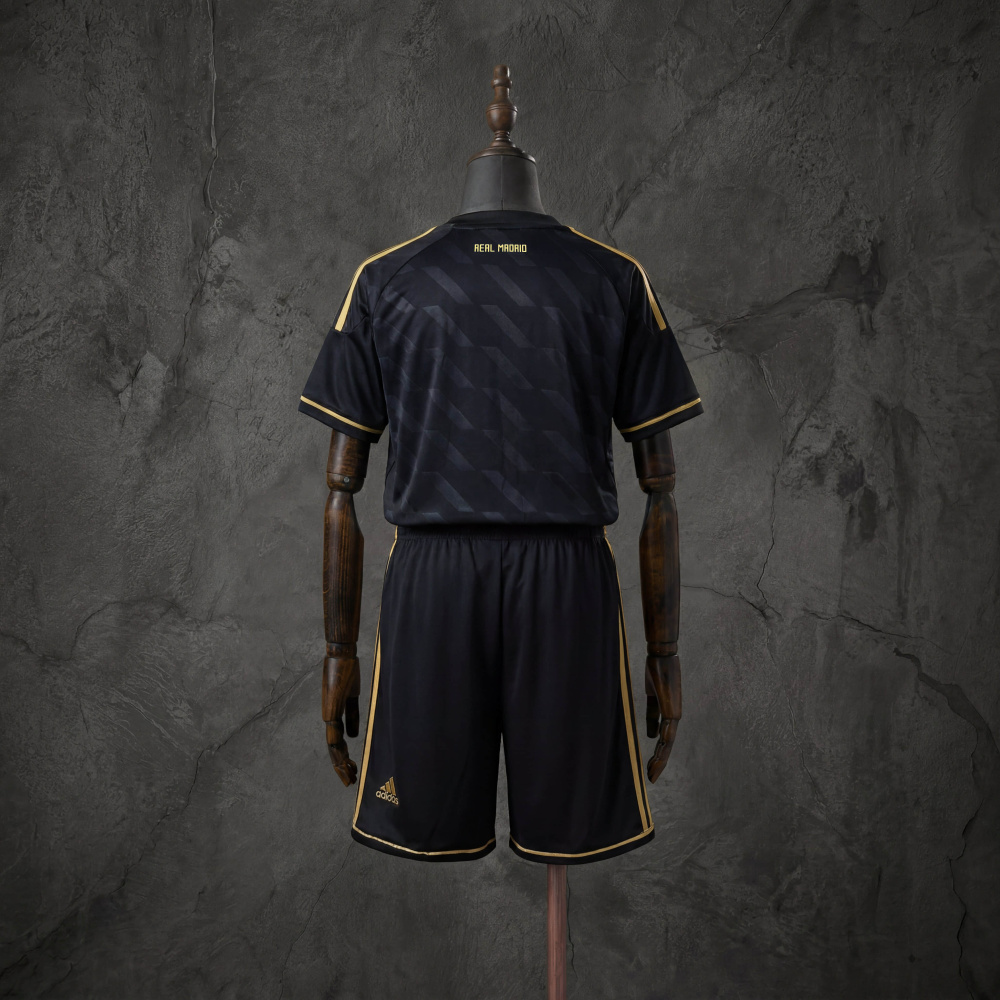 Retro Kids Kit Real Madrid 11-12 Away Jersey Size 16-28