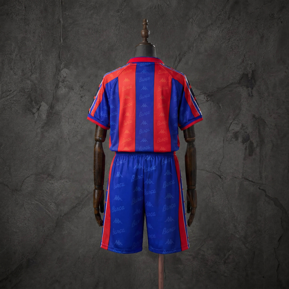 Retro Kids Kit Barcelona 96-97 Home Jersey Size 16-28