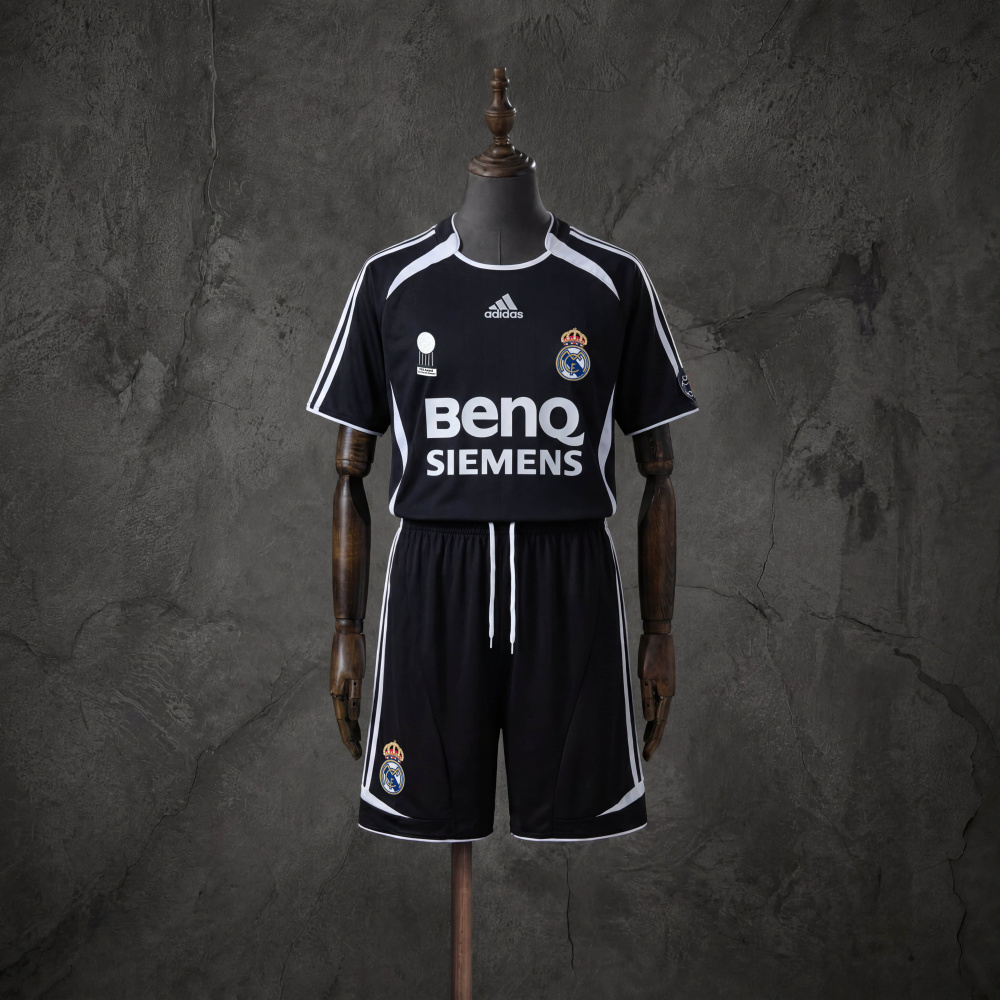 Retro Kids Kit Real Madrid 06-07 Third Away Jersey SIZE 16-28