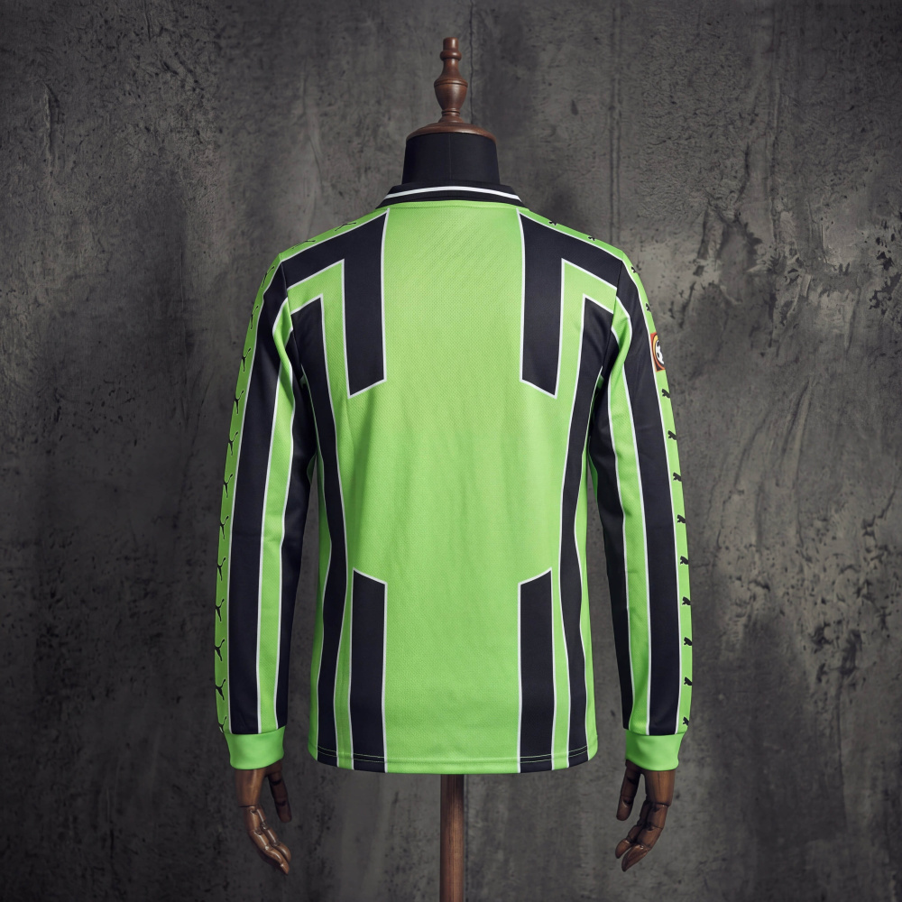 Retro VfL Wolfsburg Away 199900  Long Sleeve Jersey Sizes S–XXL