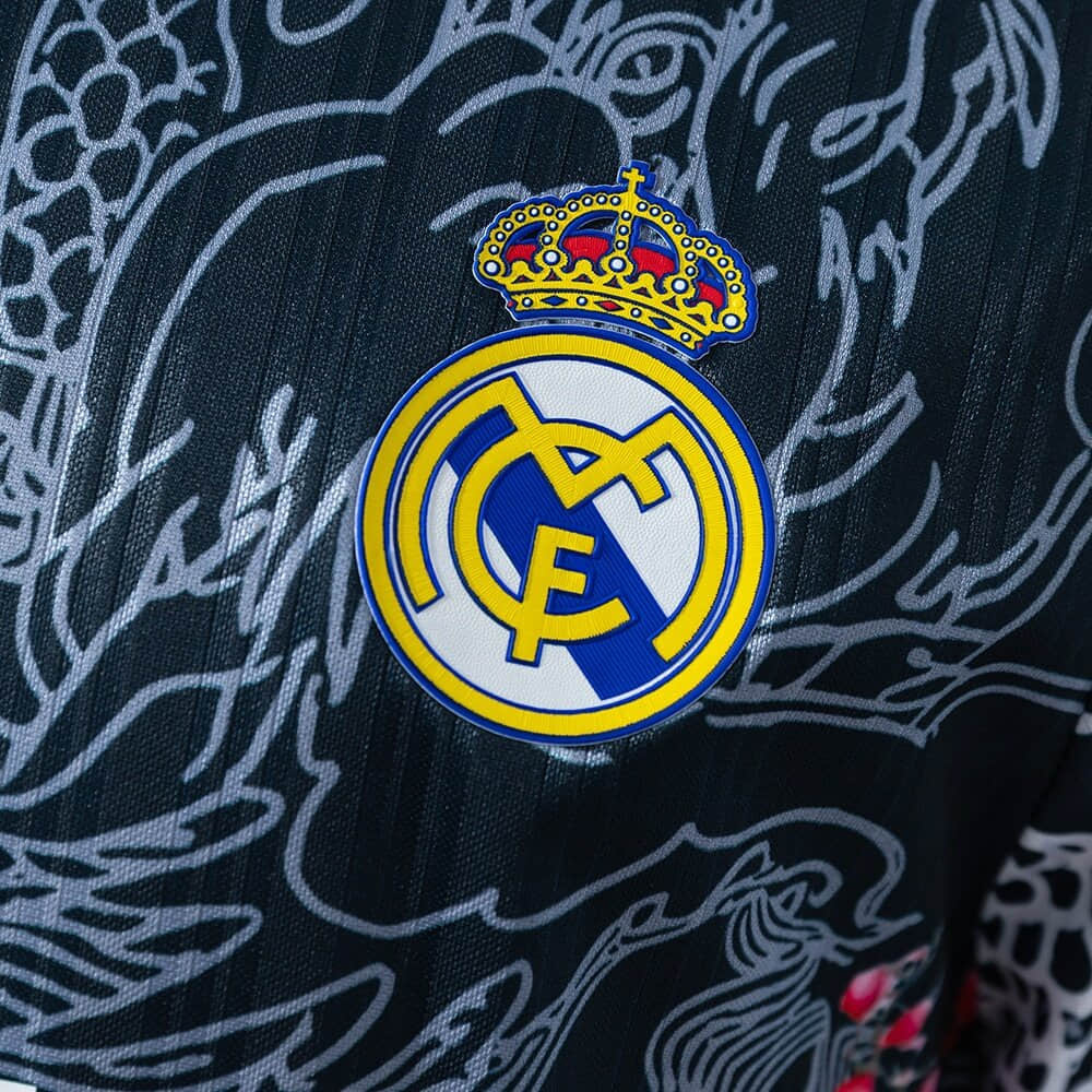 Real Madrid Special Edition - 2025/2026 Black Jersey