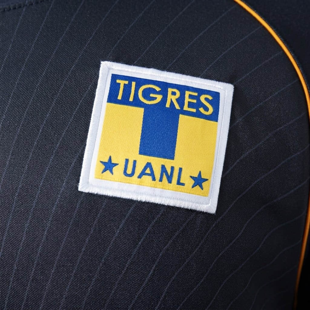 Retro Tigres UANL Third Away 05/06 Jersey