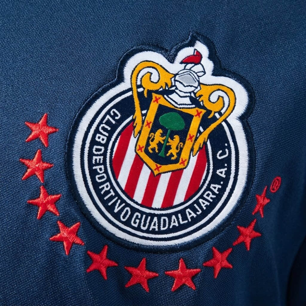 Retro Chivas de Guadalajara Away 03/04 Jersey