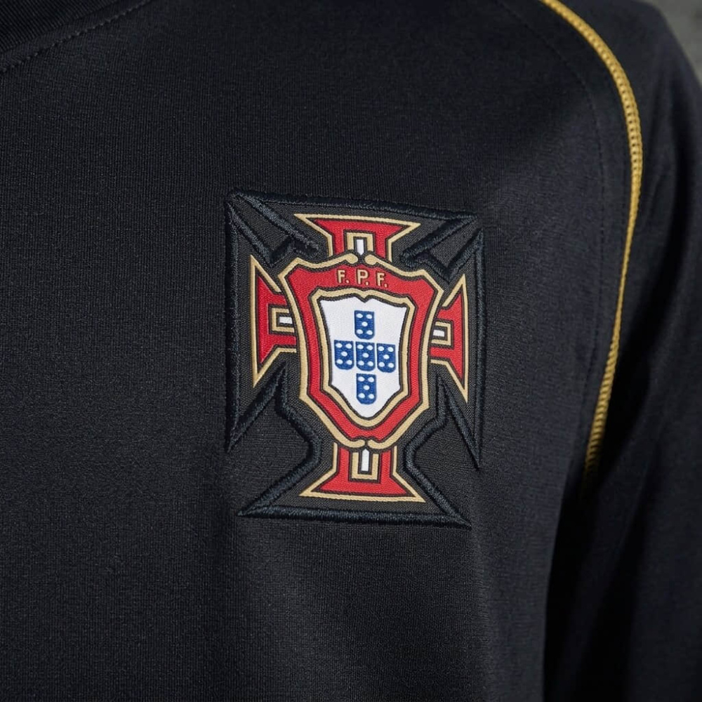 Retro Portugal Away 2006 Long-Sleeve Jersey