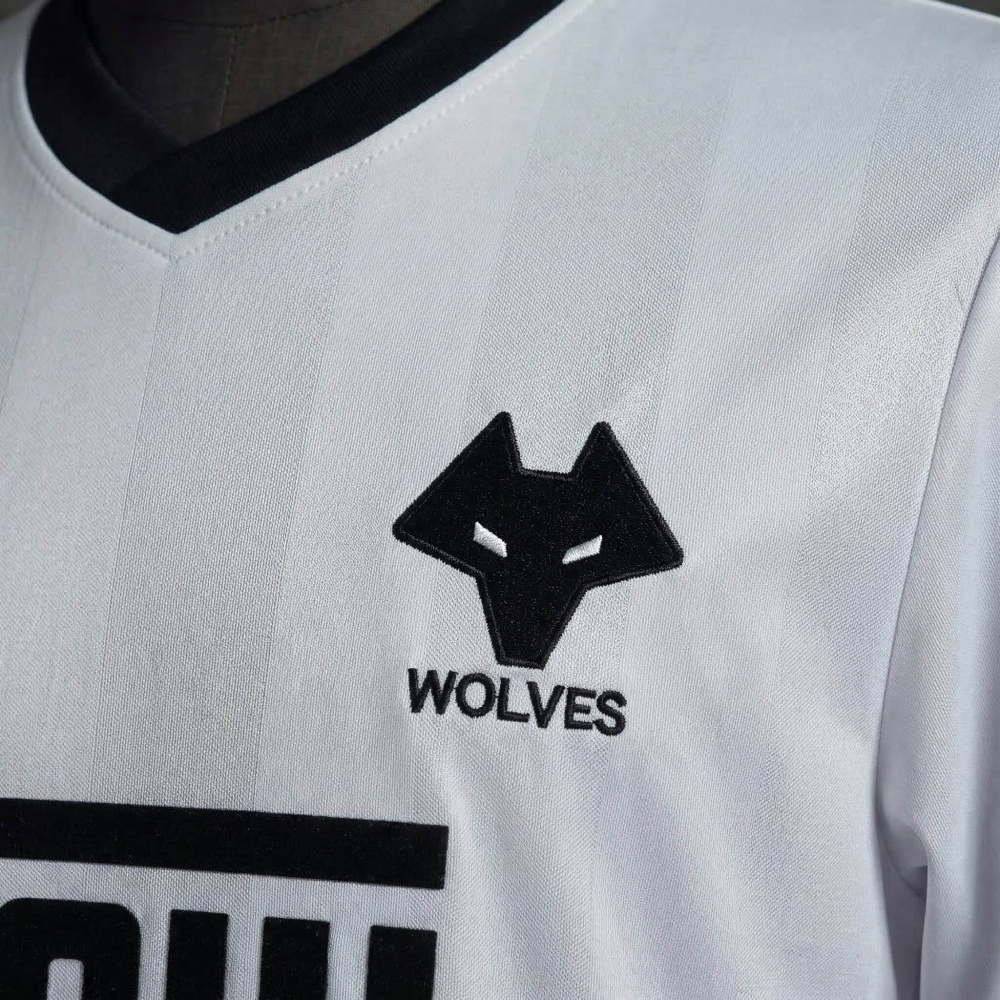 Retro Wolves Away 86/88 Jersey