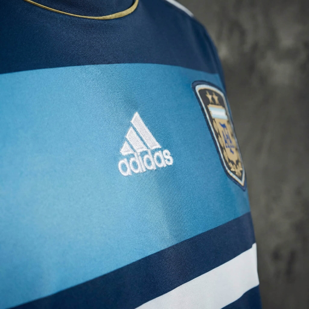 Retro Argentina Away 2011 Jersey