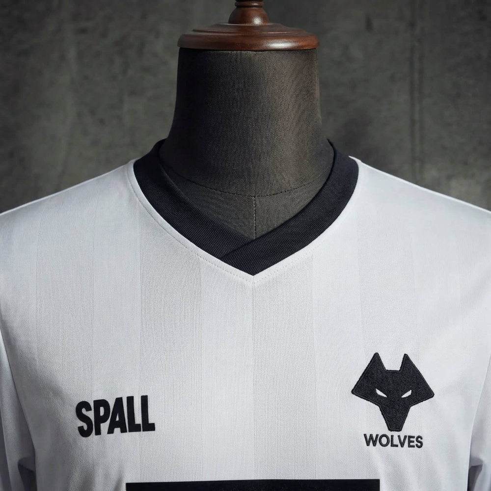 Retro Wolves Away 86/88 Jersey