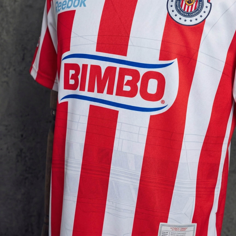 Retro Chivas de Guadalajara Home 10/11 Jersey