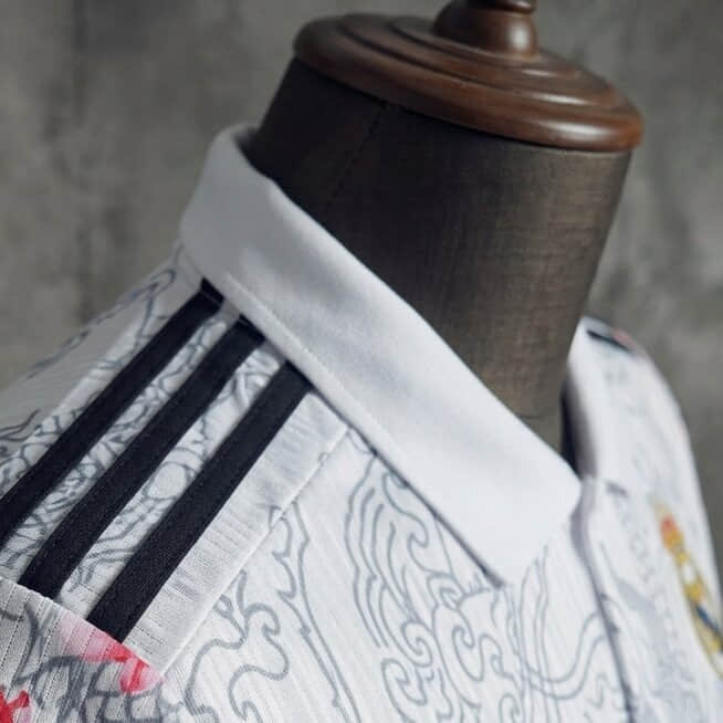 Real Madrid Special Edition 2025/2026 White Jersey