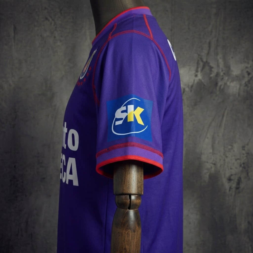Retro Chivas de Guadalajara Third Away 02/03 Jersey