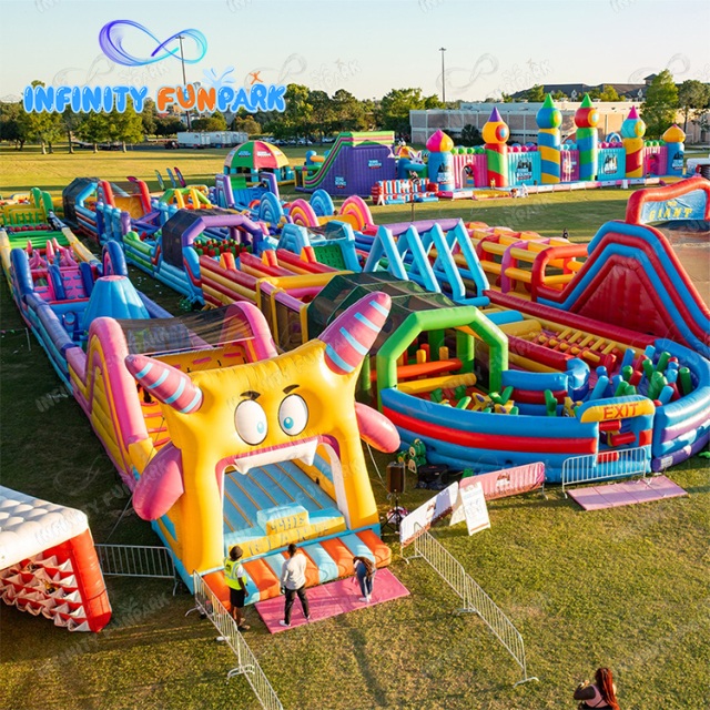 Inflatable Obstacle Course Giant Inflatable Water Park Big Bounce