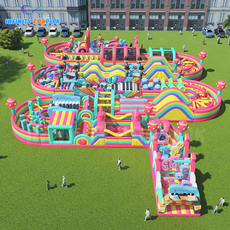 Epic Candy Big Bounce Land with Giant Piano Keys & Musical Challenges