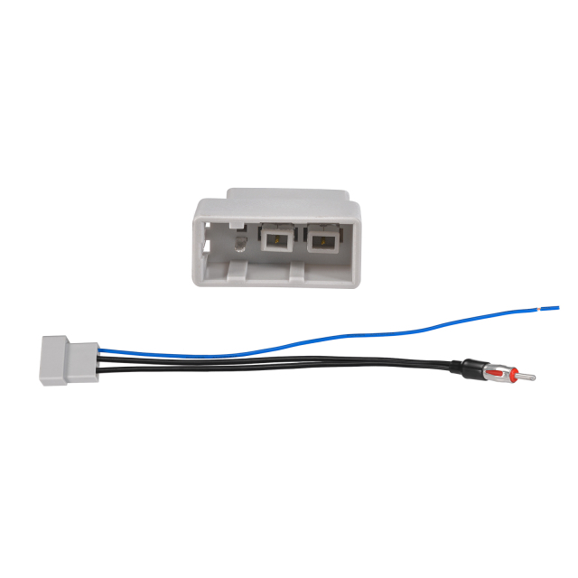 Car Radio Antenna Adapter for Select Nissan 2007-Up Aftermarket Stereo Radio Installation Retrieving 50% of the lost signal suitable for long-term use in areas with weak signals car radio