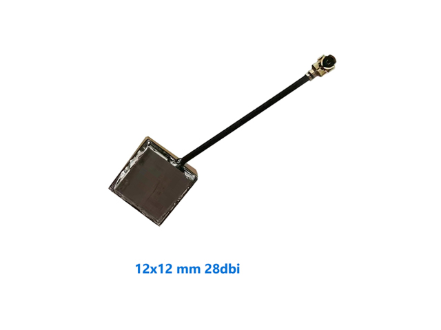 Inbuilt 12x12mm active GPS ceramic antenna 18dBi