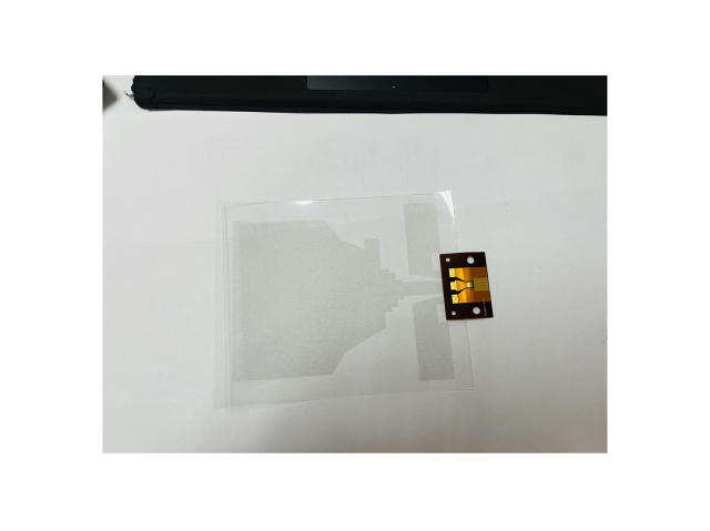 Glass transparent antenna