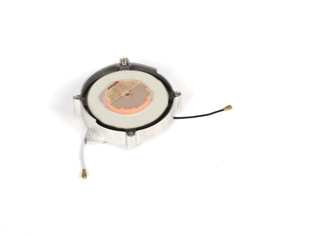 Satellite antenna Built-In Single-System Dual-Band Modem Antenna