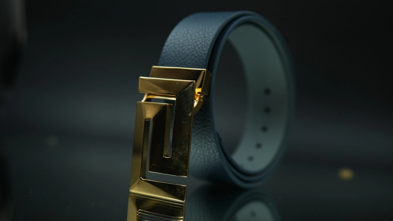 Board buckle01