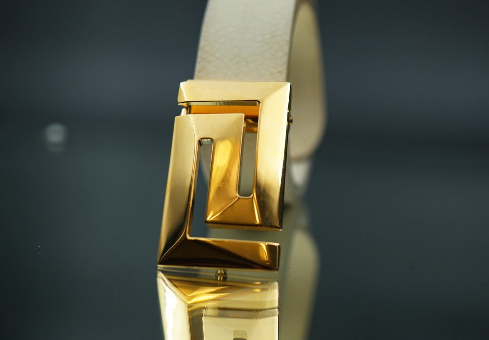 Board buckle01