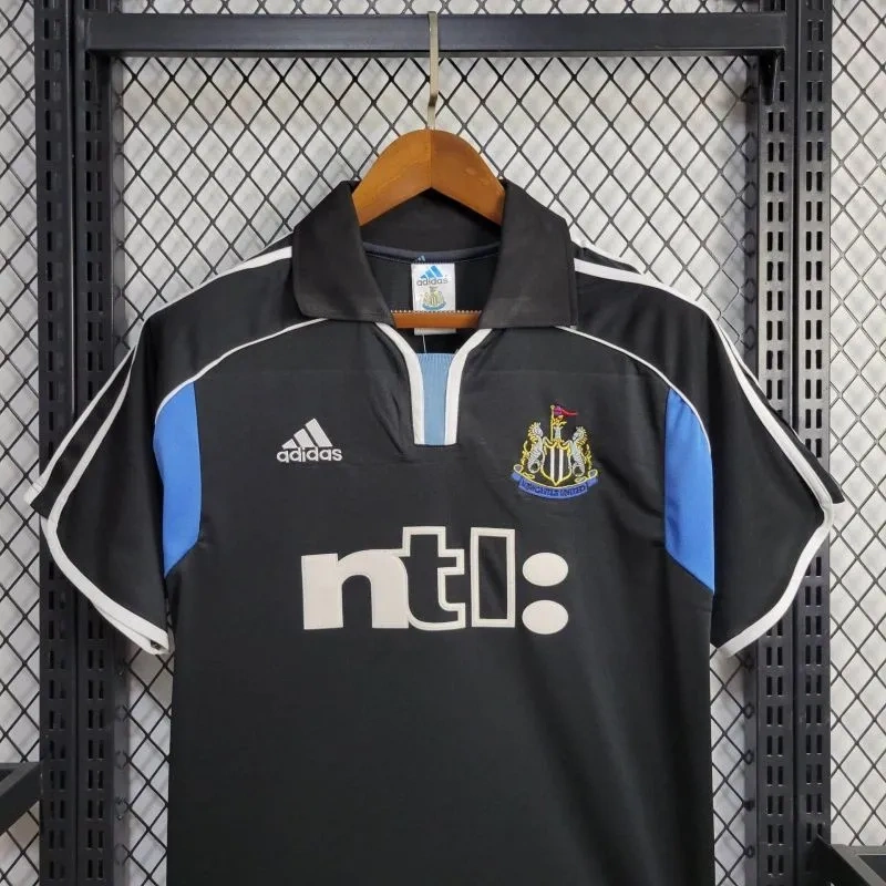Newcastle United 2000/2001 Away Retro Jersey
